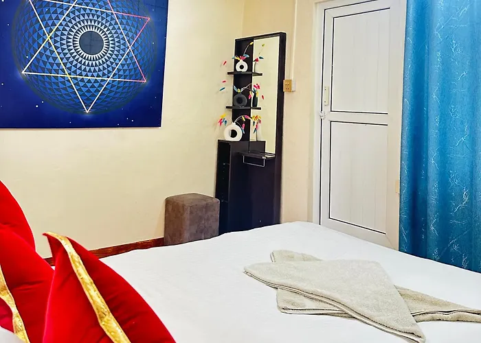 Fireflies Retreat Home- Yoga, Sound Healing & Coworking In Kathamndu