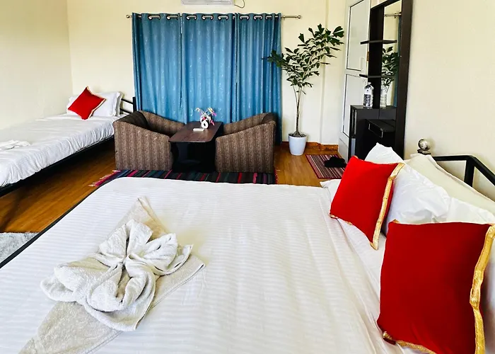 Fireflies Retreat Home- Yoga, Sound Healing & Coworking In Kathamndu ホテル *