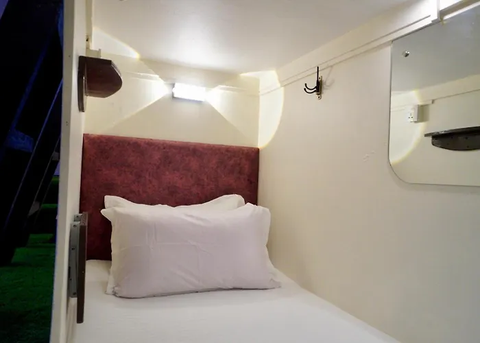 Hotel Fireflies Retreat Home- Yoga, Sound Healing & Coworking In Kathamndu *