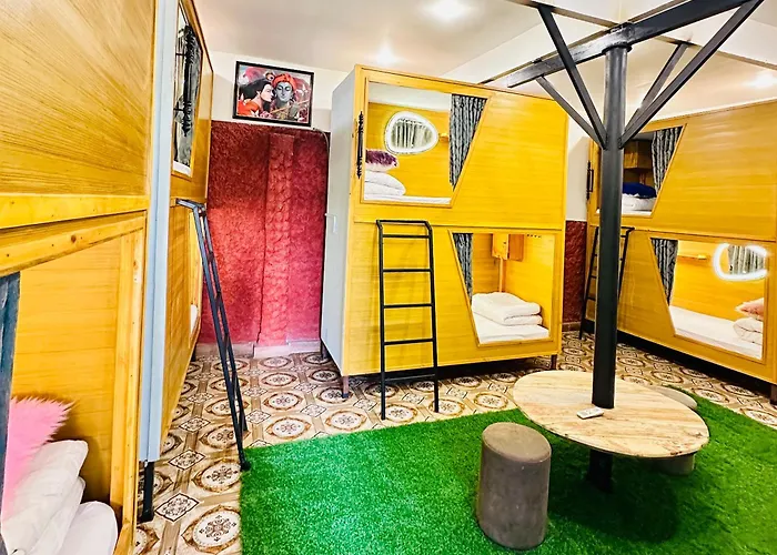 Fireflies Retreat Home- Yoga, Sound Healing & Coworking In Kathamndu Hotel Katmandou
